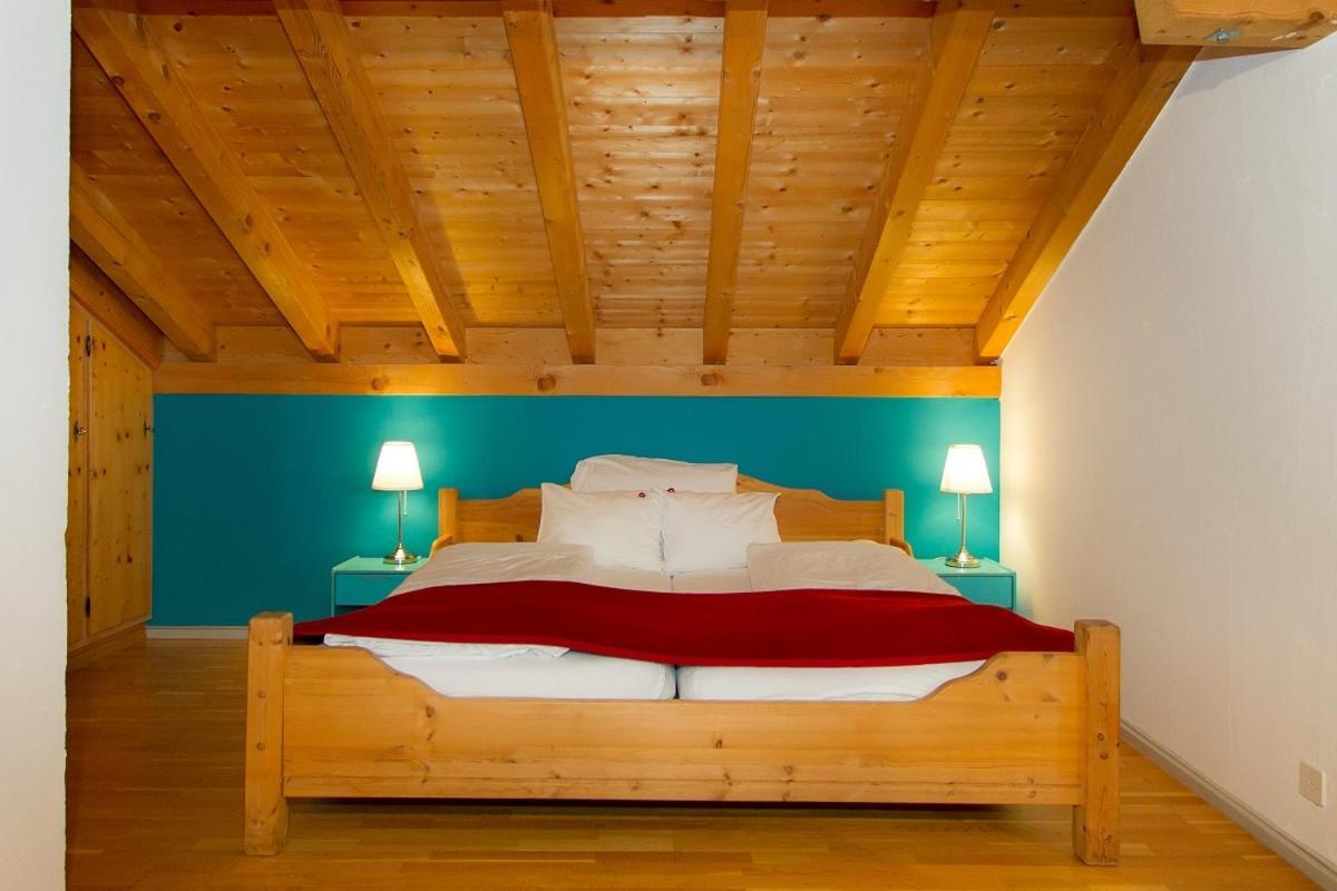 Hotel Veduta Cinuos-Chel Экстерьер фото