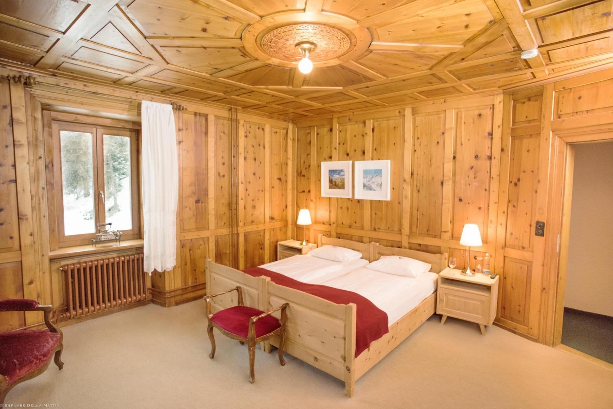 Hotel Veduta Cinuos-Chel Экстерьер фото