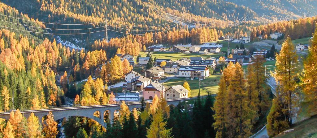 Hotel Veduta Cinuos-Chel Экстерьер фото