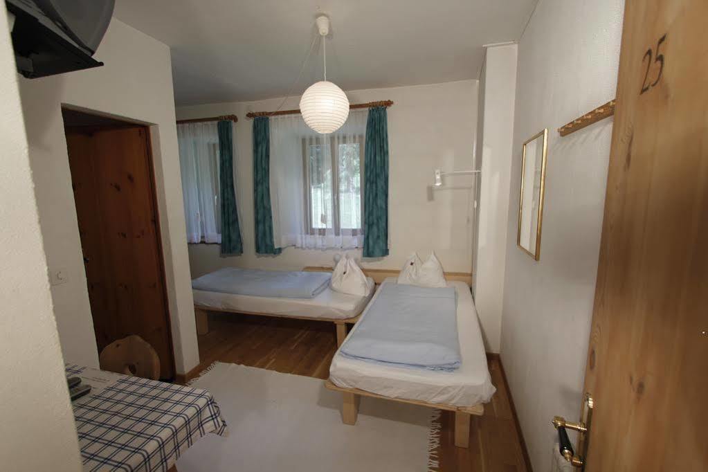 Hotel Veduta Cinuos-Chel Экстерьер фото